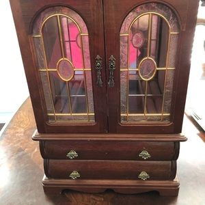 Jewelry armoire